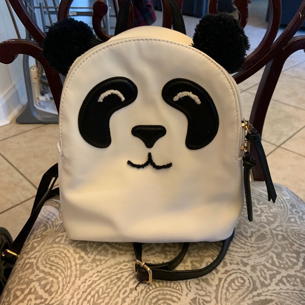 Panda Handbag Backpack Women Medium‎ Black White  Pebble Faux Leather Purse